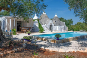 TRULLO TIPOTA with private pool